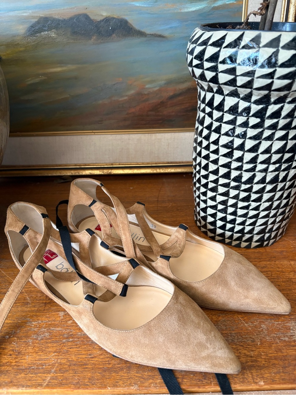 Ballin Italy Suede Lace Up Pointed Flats 39